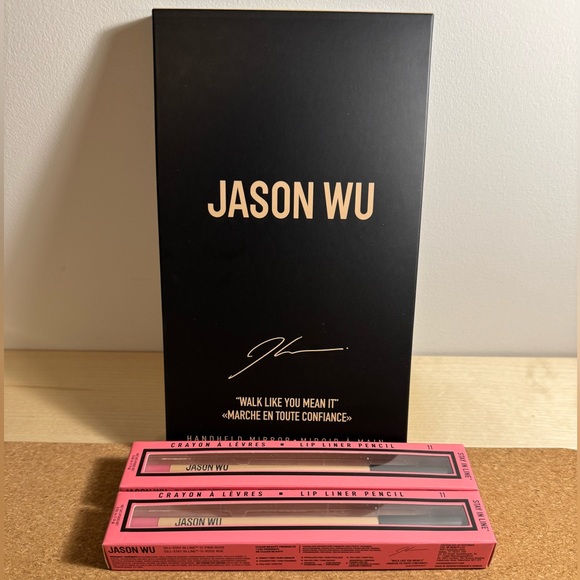 Jason Wu Bundle - Picture 1 of 3